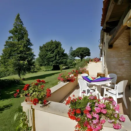 Holiday home Le Chene Salignac Eyvigues